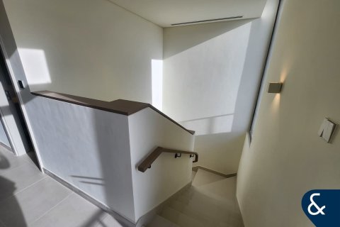 Villa in The Valley, Dubai 4 bedrooms, 218 sq.m. № 91424 - photo 14