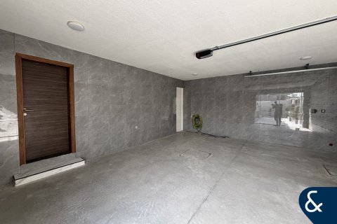 Villa in Al Furjan, Dubai 5 bedrooms, 606 sq.m. № 91426 - photo 22