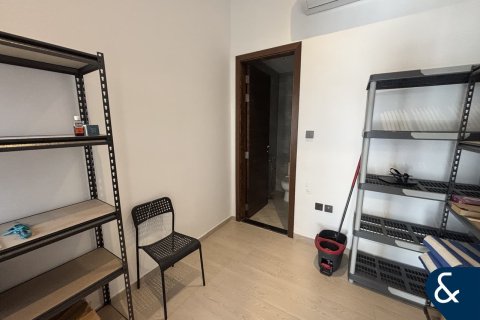 Villa in Al Furjan, Dubai 5 bedrooms, 606 sq.m. № 91426 - photo 24