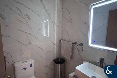 Apartamento en Jumeirah Lake Towers, Dubai, 2 dormitorios, 114 m², № 78678 - foto 20