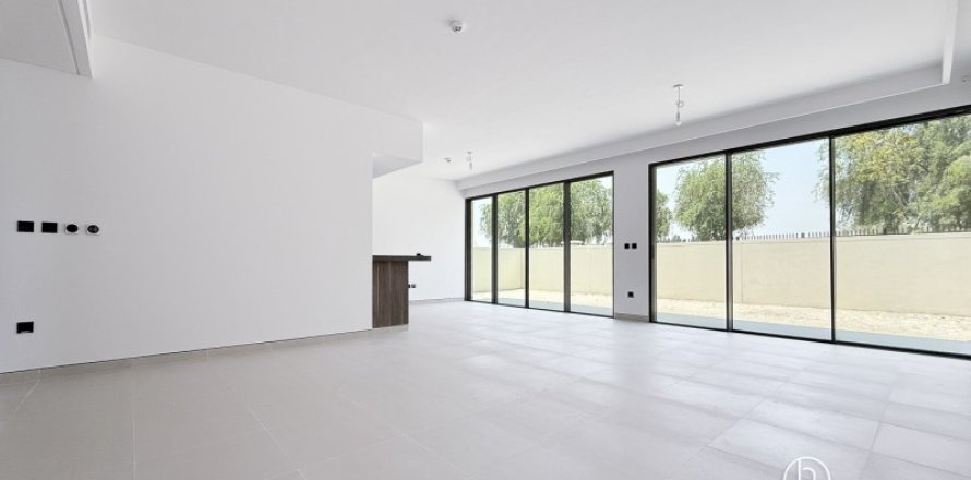 Villa à Tilal Al Ghaf, Dubai, 5 chambres, 451 m², № 83982