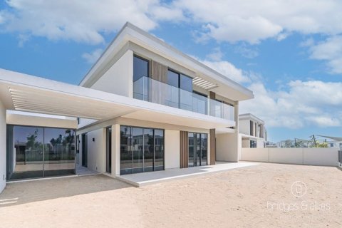 Villa en Tilal Al Ghaf, Dubai, 6 dormitorios, 860 m², № 83983 - foto 2