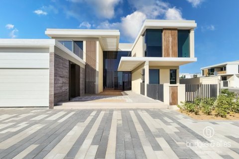 Villa in Tilal Al Ghaf, Dubai 6 bedrooms, 860 sq.m. № 83983