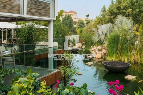Villa en Al Barari, Dubai, 4 dormitorios, 445 m², № 4232 - foto 9