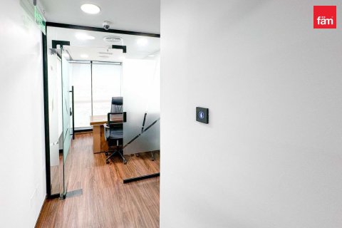 Купить офис в Дубае: 246.5м², № 13045 - фото 9