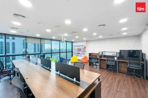 Купить офис в Дубае: 246.5м², № 13045 - фото 1