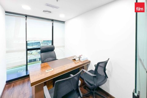 Купить офис в Дубае: 246.5м², № 13045 - фото 6