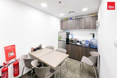 Купить офис в Дубае: 246.5м², № 13045 - фото 4