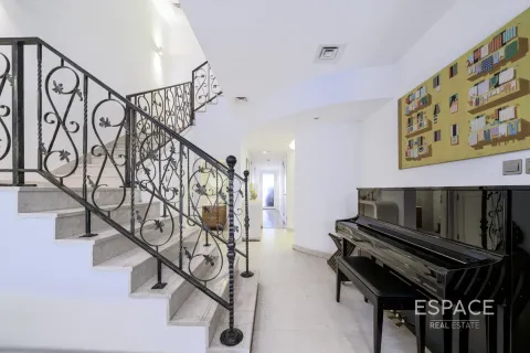 فيلا في البحيرات, دبي 3 غرف نوم, 280 م² رقم 71078 - صورة 7