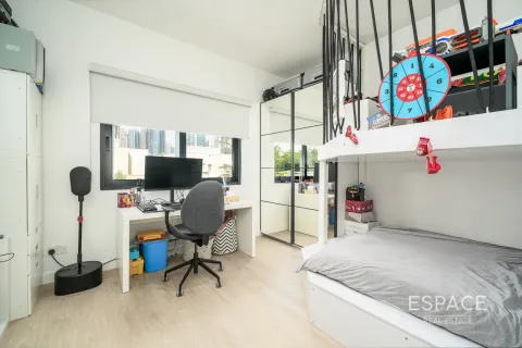 Villa en Meadows, Dubai, 5 dormitorios, 387 m², № 71075 - foto 19