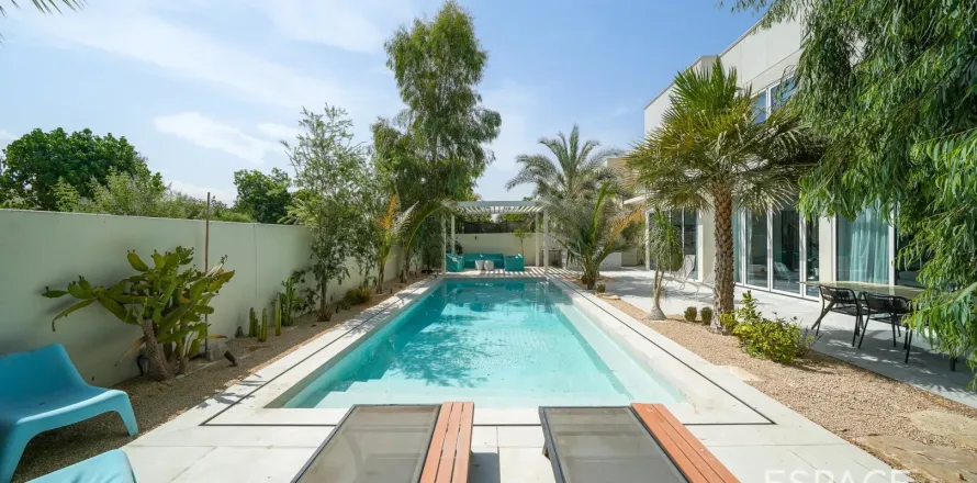 Villa en Meadows, Dubai, 5 dormitorios, 387 m², № 71075