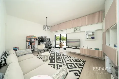 Villa en Meadows, Dubai, 5 dormitorios, 387 m², № 71075 - foto 12