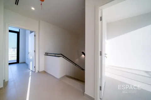 Townhouse in EMAAR South, Dubai South (Dubai World Central), Dubai 4 bedrooms, 223 sq.m. № 71079 - photo 10