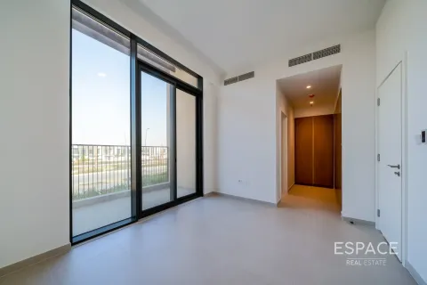 Townhouse in EMAAR South, Dubai South (Dubai World Central), Dubai 4 bedrooms, 223 sq.m. № 71079 - photo 13