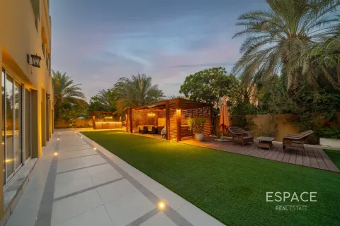 Villa à Arabian Ranches, Dubai, 7 chambres, 590 m², № 71076 - photo 15