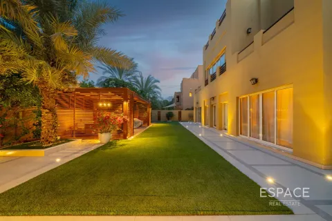 Villa à Arabian Ranches, Dubai, 7 chambres, 590 m², № 71076 - photo 13