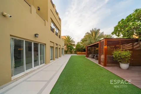 Villa à Arabian Ranches, Dubai, 7 chambres, 590 m², № 71076 - photo 17