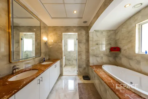 Villa à Arabian Ranches, Dubai, 7 chambres, 590 m², № 71076 - photo 9