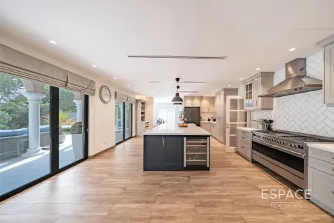 Villa en Green Community West, Green Community, Dubai, 5 dormitorios, 577 m², № 71080 - foto 6