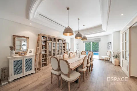 Villa en Green Community West, Green Community, Dubai, 5 dormitorios, 577 m², № 71080 - foto 4