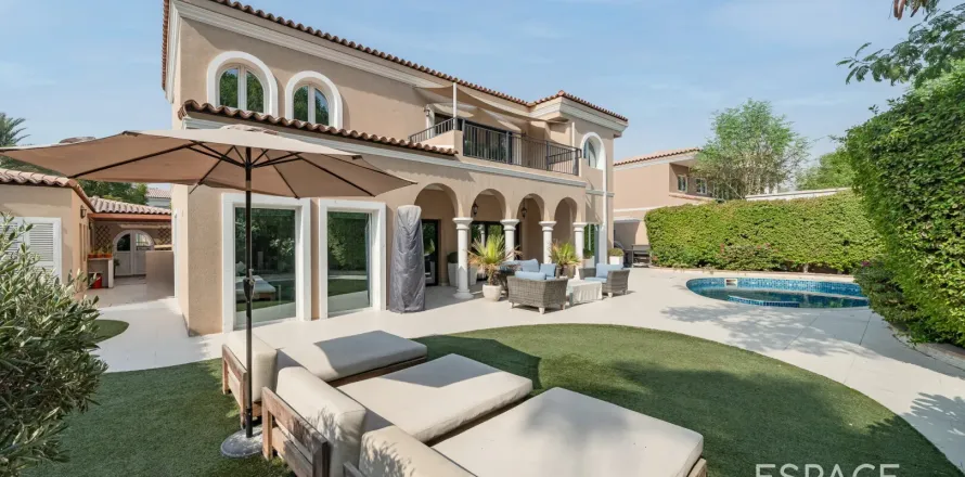 Вилла в Green Community West, Green Community, Дубай, 5 спален, 577м², № 71080