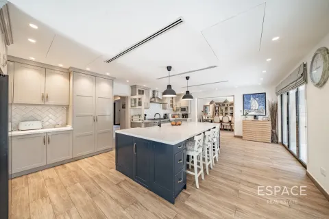 Villa en Green Community West, Green Community, Dubai, 5 dormitorios, 577 m², № 71080 - foto 7