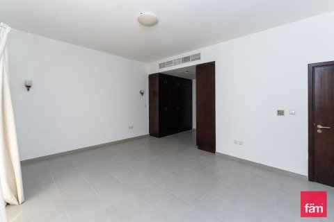 فيلا في دبي 5 غرف نوم , 555 م² رقم 23757 - صورة 20