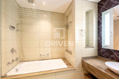Apartment in DAMAC Towers by Paramount, Business Bay, Dubai 1 bedroom, 86 sq.m. № 19537 - photo 10
