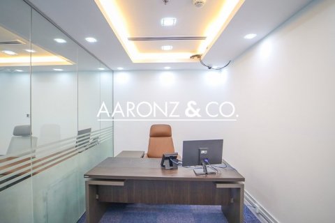 Oficina en Business Bay, Dubai, 124 m², № 84424 - foto 12