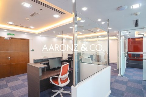 Oficina en Business Bay, Dubai, 124 m², № 84424 - foto 19