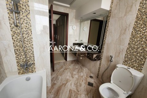Apartment in Arjan, Dubai 3 bedrooms, 187 sq.m. № 84421 - photo 15