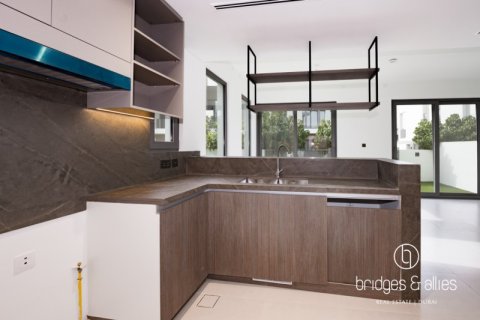 Villa en Tilal Al Ghaf, Dubai, 4 dormitorios, 252 m², № 84437 - foto 8