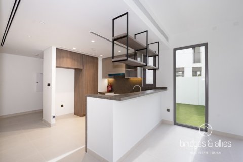 Villa en Tilal Al Ghaf, Dubai, 4 dormitorios, 252 m², № 84437 - foto 4