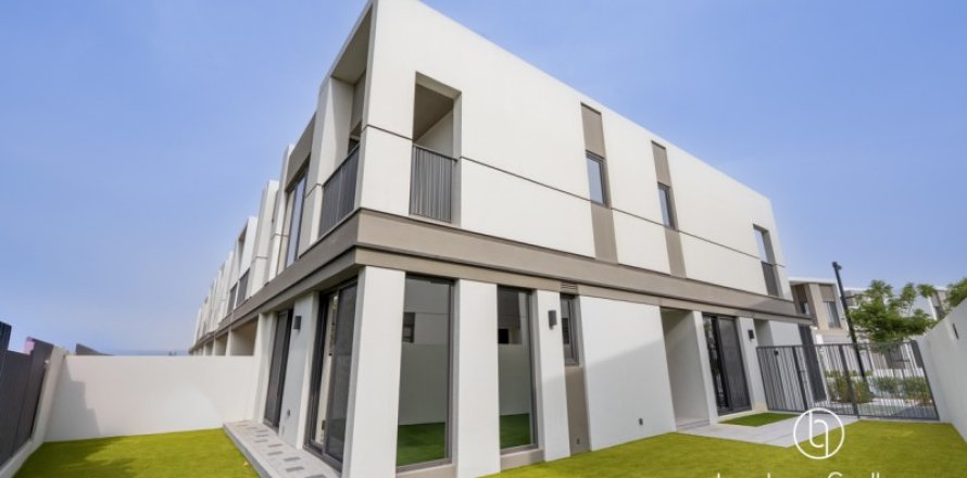 Villa en Tilal Al Ghaf, Dubai, 4 dormitorios, 252 m², № 84437