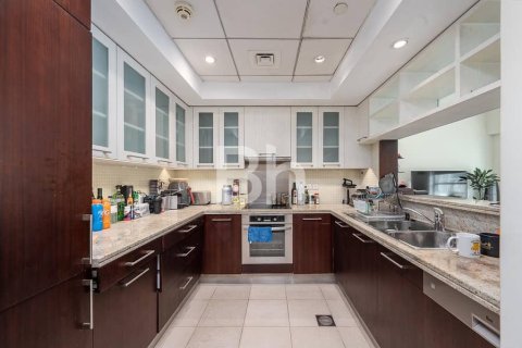 Apartment in Downtown Dubai (Downtown Burj Dubai), Dubai 1 bedroom, 119 sq.m. № 21310 - photo 7