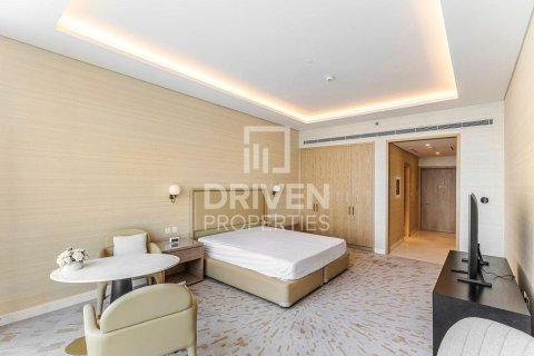 Apartment in The Palm Tower, Palm Jumeirah, Dubai studio, 48.68 sq.m. № 129114 - photo 4