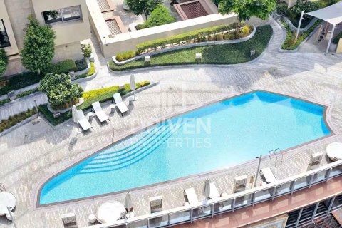 Apartment in Downtown Dubai (Downtown Burj Dubai), Dubai 2 bedrooms, 152.92 sq.m. № 129117 - photo 16