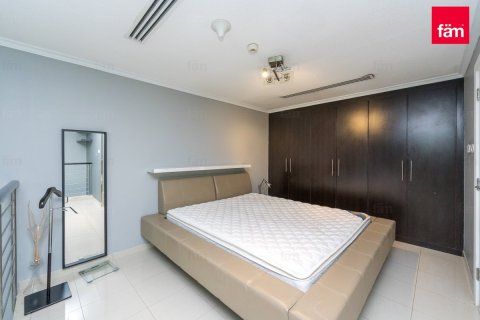 Duplex in Dubai Marina, Dubai 1 bedroom, 104.5 sq.m. № 23617 - photo 11