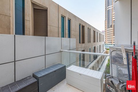 Duplex in Dubai Marina, Dubai 1 bedroom, 104.5 sq.m. № 23617 - photo 22