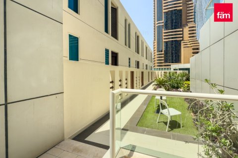 Duplex in Dubai Marina, Dubai 1 bedroom, 104.5 sq.m. № 23617 - photo 4