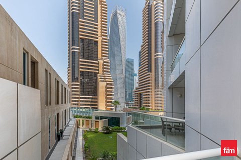 Duplex in Dubai Marina, Dubai 1 bedroom, 104.5 sq.m. № 23617 - photo 23