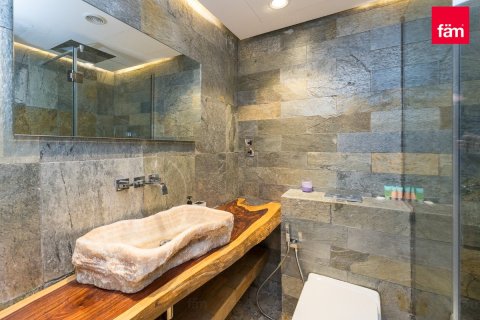 Duplex in Dubai Marina, Dubai 1 bedroom, 104.5 sq.m. № 23617 - photo 8