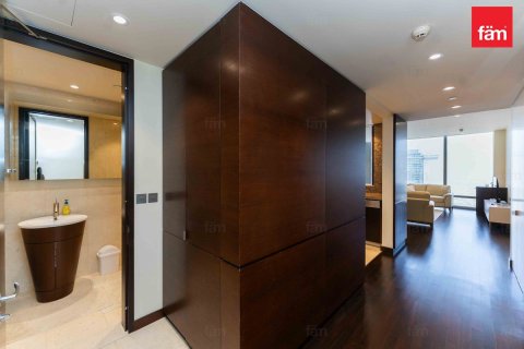 Apartamento en Downtown Dubai (Downtown Burj Dubai), Dubai, 1 dormitorio, 109 m², № 23626 - foto 12