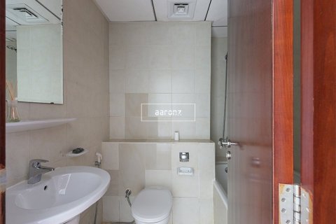 Снять в аренду квартиру в Джумейра Лейк Тауэрс, Дубай: 2 спальни, 123.3м², № 42618 - фото 15