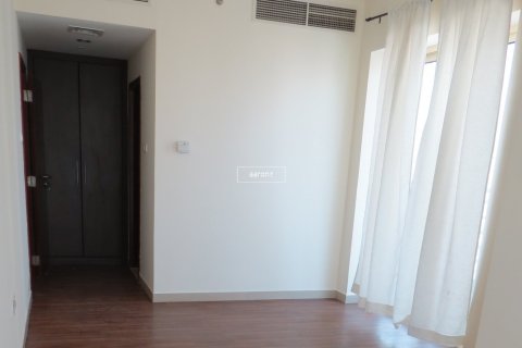 Apartment in Jumeirah Lake Towers, Dubai 2 bedrooms, 123.3 sq.m. № 42618 - photo 12