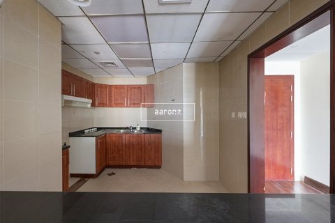 Снять в аренду квартиру в Джумейра Лейк Тауэрс, Дубай: 2 спальни, 123.3м², № 42618 - фото 12