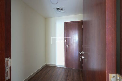 Снять в аренду квартиру в Джумейра Лейк Тауэрс, Дубай: 2 спальни, 123.3м², № 42618 - фото 13