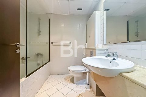 Apartment in Dubai Marina, Dubai 1 bedroom, 73 sq.m. № 25077 - photo 4