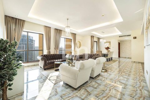 Appartement à Jumeirah Beach Residence, Dubai, 4 chambres, 256 m², № 25078 - photo 1