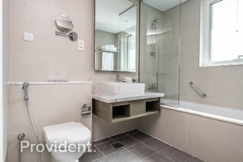 Apartment in DAMAC MAISON PRIVE in Business Bay, Dubai 2 bedrooms, 117.8 sq.m. № 30772 - photo 21